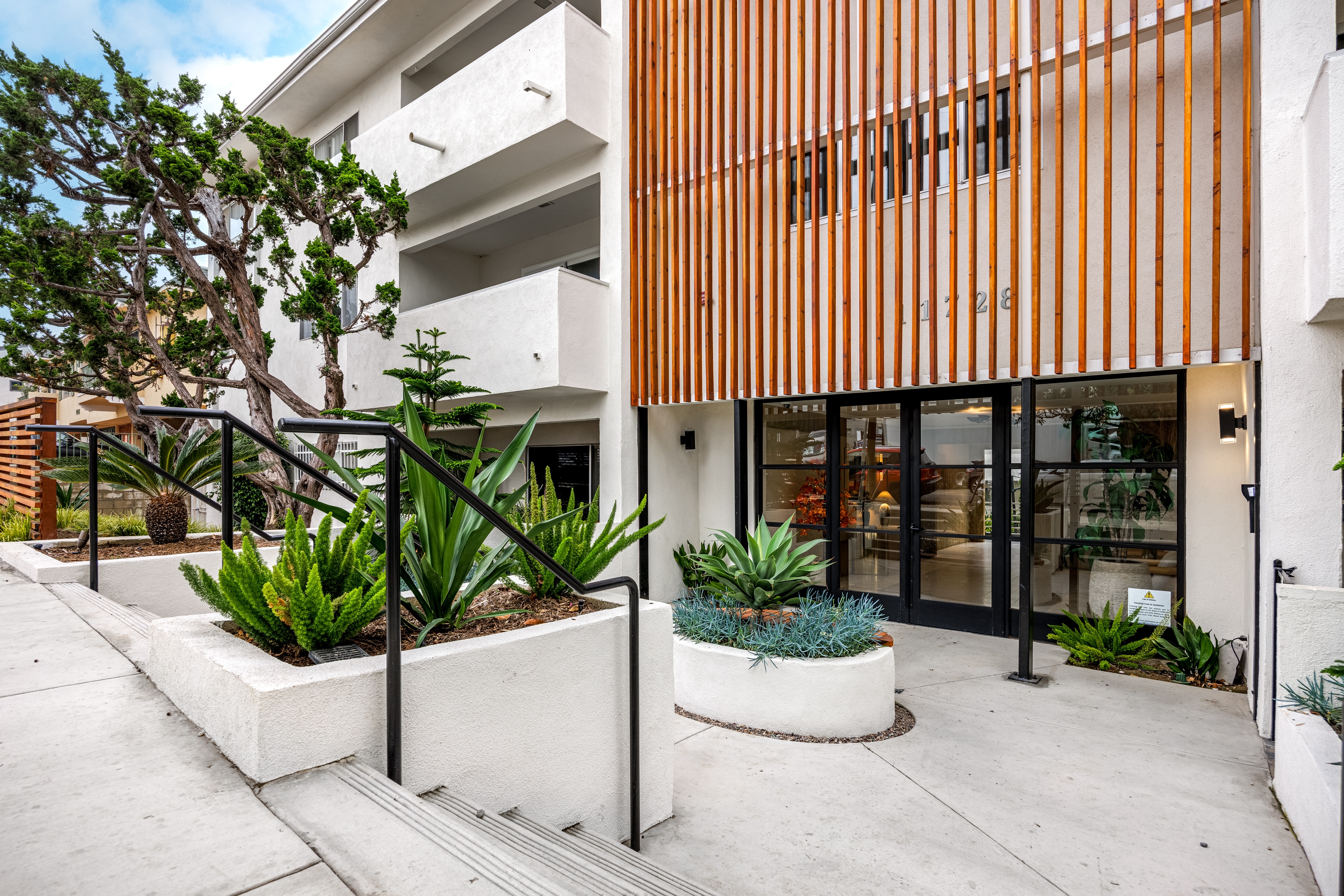 property for rent #6